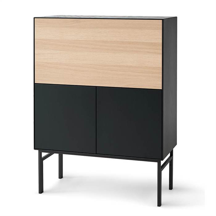 Edge By Hammel Sort Høj Skænk    Egetræsdetaljer