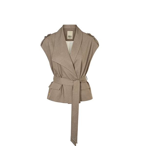 Pbo Banmala Waistcoat Sandstone : Erling Christensen Møbler