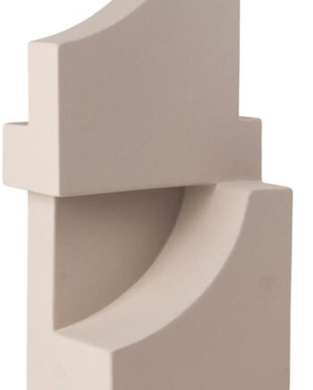 Skulptur   Lertøj Kristina Dam Serif Sandfarvet 56   15   24 Cm