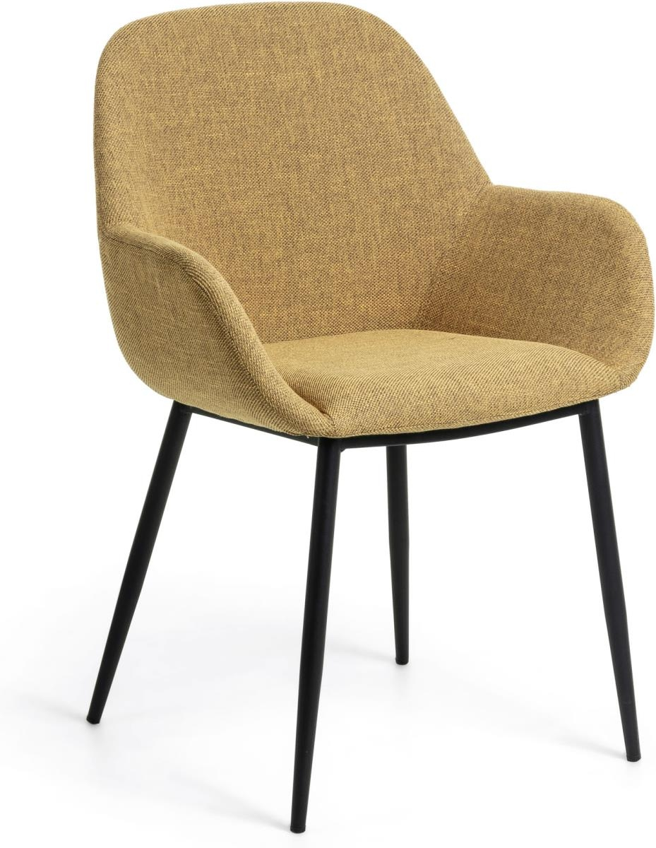 Spisebordsstol Med Armlæn Kave Home Konna Vandafvisende Chenillepolstret Sennep Sort Stålben Nordisk Design