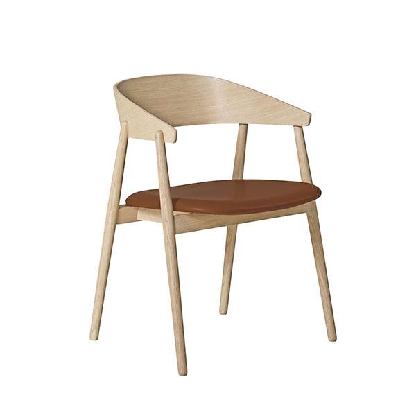 Andersen Furniture Ac2 Spisebordsstol   Bøg Hvidpig  Mat Lak   Brun Pu Lædersæde  : Erling Christensen Møbler