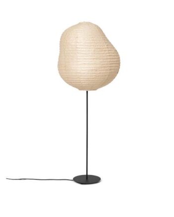 Ferm Living Kurbis Gulvlampe  Lav  Black Natural  : Erling Christensen Møbler