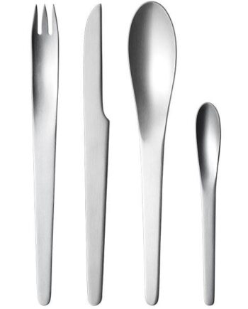 Georg Jensen Arne Jacobsen Bestik Gaveæske 24 Dele  : Erling Christensen Møbler