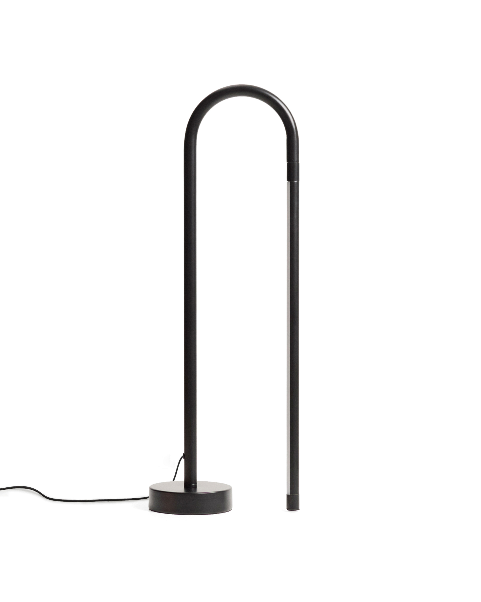 Kave Home Bow Bordlampe Sort Aluminium