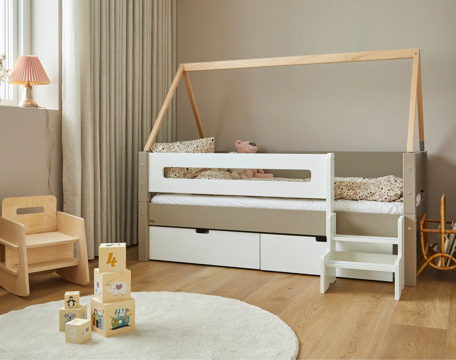 Manis-hâ   Sengeskuffer Manis-   Valgfri Farve   -  160 Cm  190 Cm  200 Cm