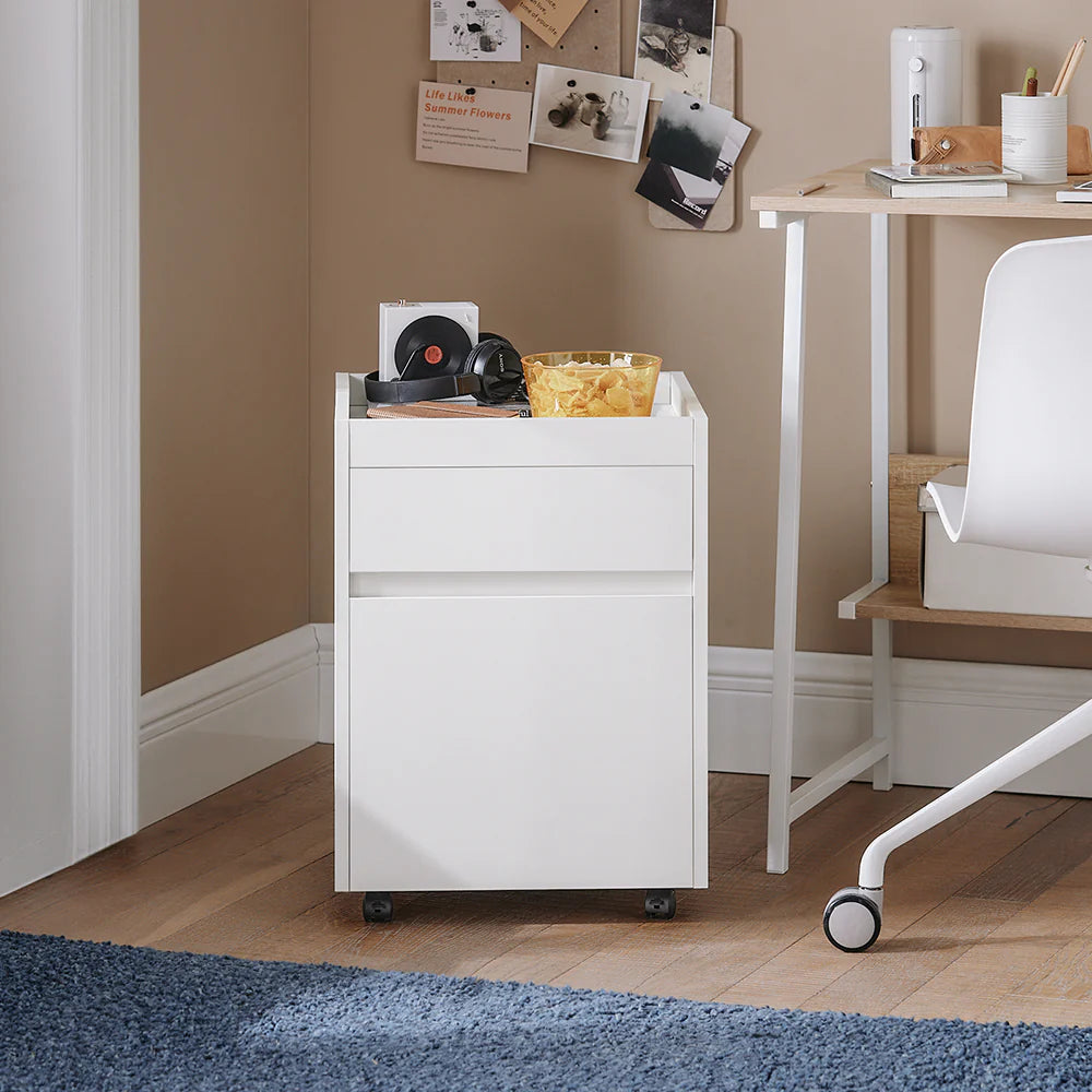 Moderne Sengebord   Natbord   Sidebord   Kontorbord   Skandinavisk Look    Hjul  Hvid