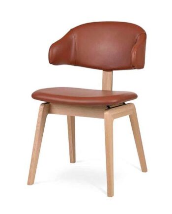 Pbj Designhouse Pbj Maior Spisebordsstol Lakeret Eg Læder : Erling Christensen Møbler  : Erling Christensen Møbler