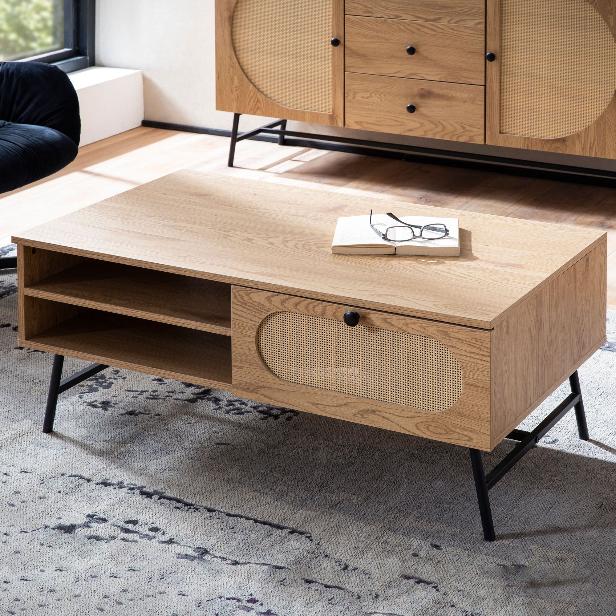 Smukt Sofabord   Japandi-look Med Rattanflet  100x60x45 Cm  Naturfarvet