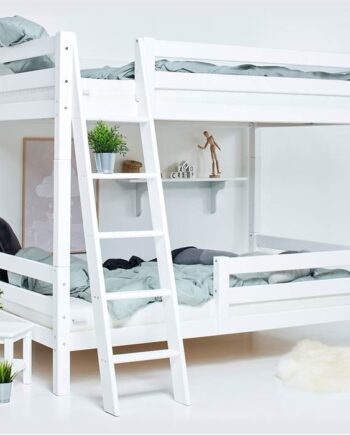 Hoppekids Eco Luxury Høj Køjeseng Med Skrå Stige Og Sengehest 120   200 Cm  : Erling Christensen Møbler