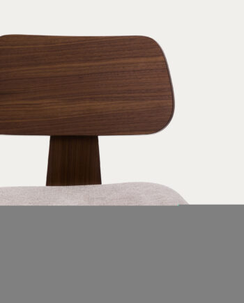 Kave Home Gena Spisebordsstol Beige Chenille Stof Og Brun Valnøddefinér