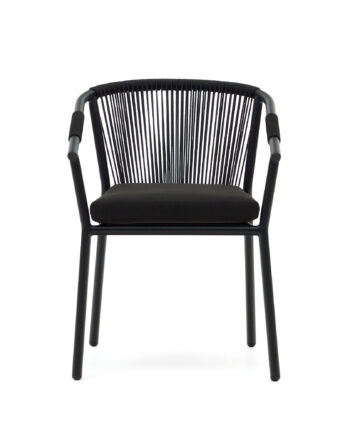 Kave Home Xelida Havestol     Sort Stofhynde Sort Reb Og Sort Aluminium