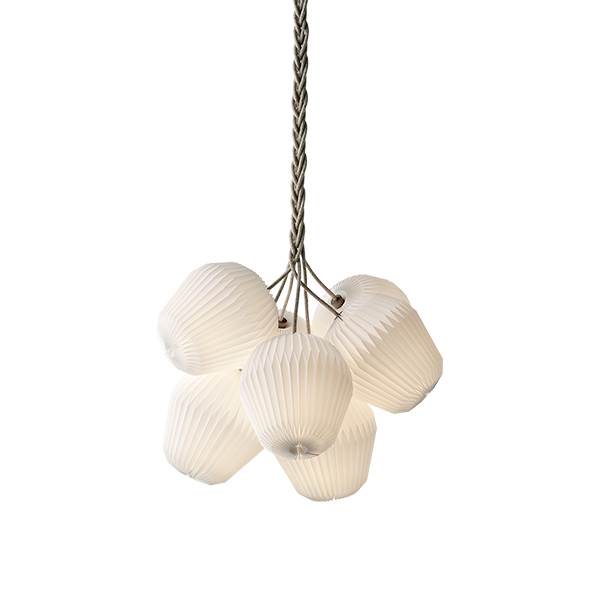 Le Klint The Bouquet Medium Chandelier Med   Standardskærme  : Erling Christensen Møbler