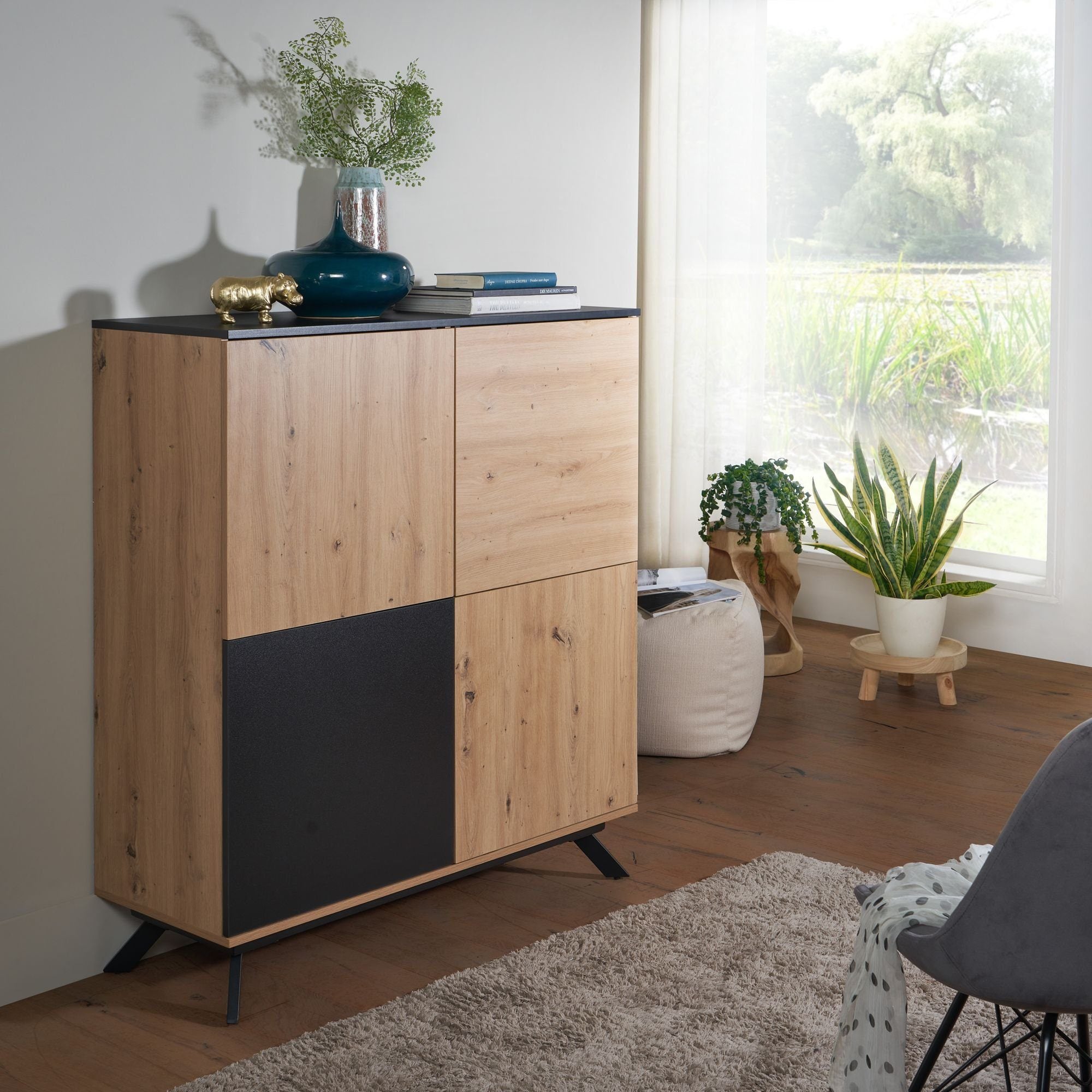 Mdf-skænk Kommode   Egetræsdekor Sort Med   Låger  Metalben  110x125x40 Cm
