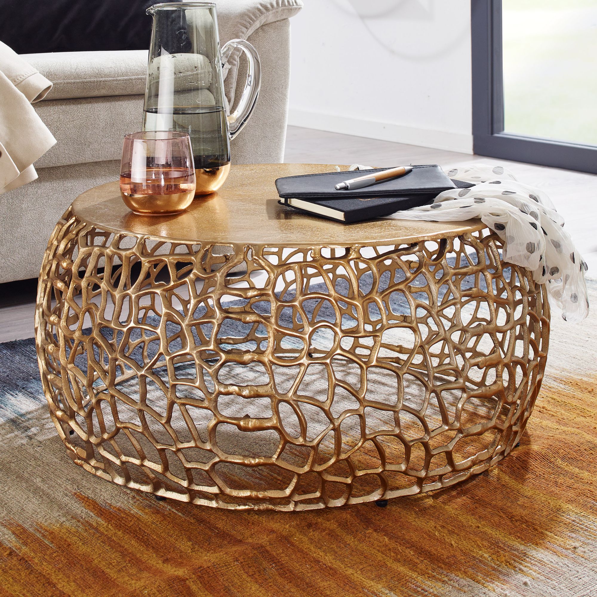 Metal Sofabord  Guld  66x66x30 Cm  Rundt Sofabord   Aluminium  Designer Stuebord Med Grenstruktur  Lille Moderne Sofabord  Sidebord Endebord Til Stuen