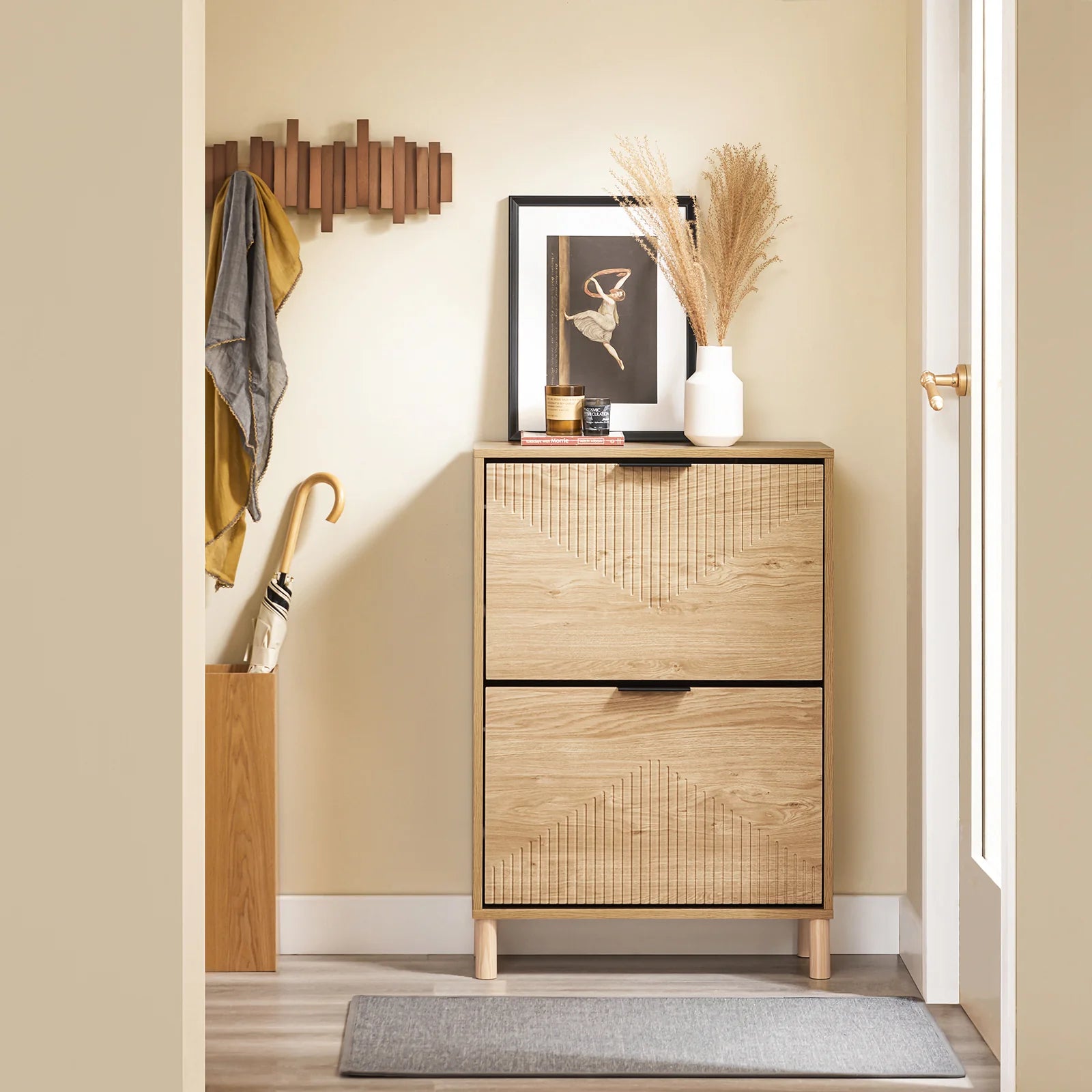Organisér Din Entré Med Et Moderne Skoskab   Trælook  60   88   24 Cm