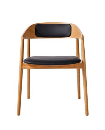 Andersen Furniture Ac2 Spisebordsstol Polstret Sæde   Ryg Mat Lak  : Erling Christensen Møbler