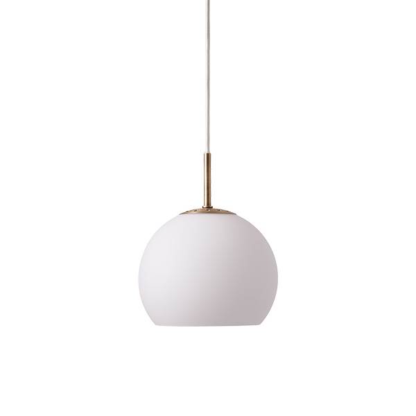 Frandsen Ball Glas Pendel ø18 Opal White  : Erling Christensen Møbler