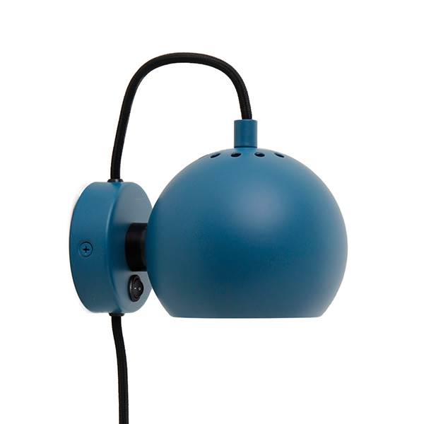 Frandsen Ball Væglampe Matt Petrol Blue  : Erling Christensen Møbler