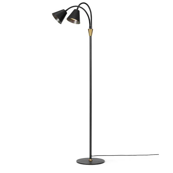 Halo Design Hygge Gulvlampe    Arme Graphit Sort  : Erling Christensen Møbler