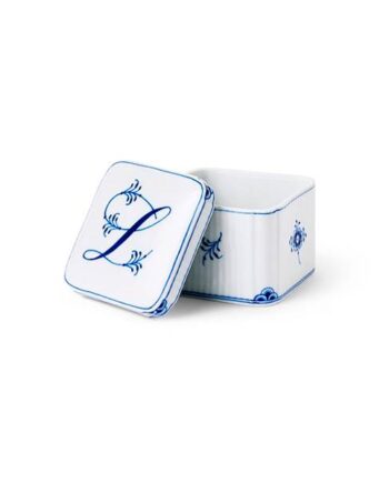 Royal Copenhagen Alfabet Kollektion Bonbonniere     13 Cl  : Erling Christensen Møbler