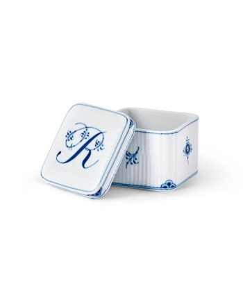Royal Copenhagen Alfabet Kollektion Bonbonniere     13 Cl  : Erling Christensen Møbler