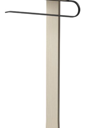 Stumtjener Zeve Fra Oscarssons Möbel   Massiv Hvidolieret Ask Og Sort H108x40x27 Cm